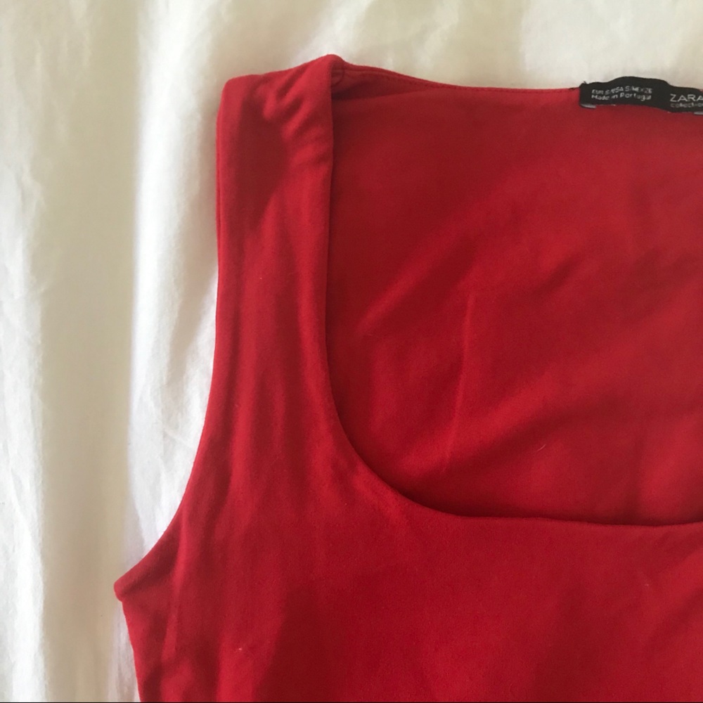 ✨2/$15, 3/$20✨stretchy Zara scoop neck tank top